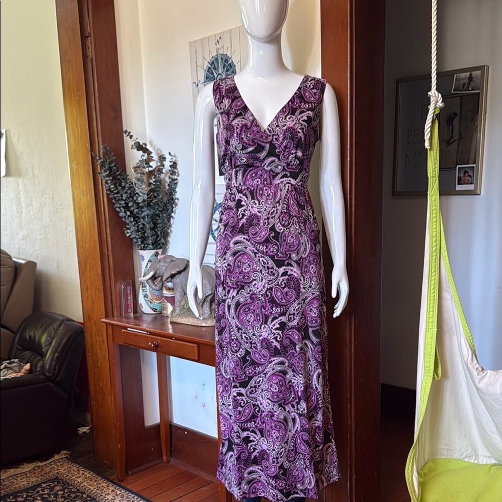NWT northern reflections size small Elegant Purple Paisley Maxi Dress